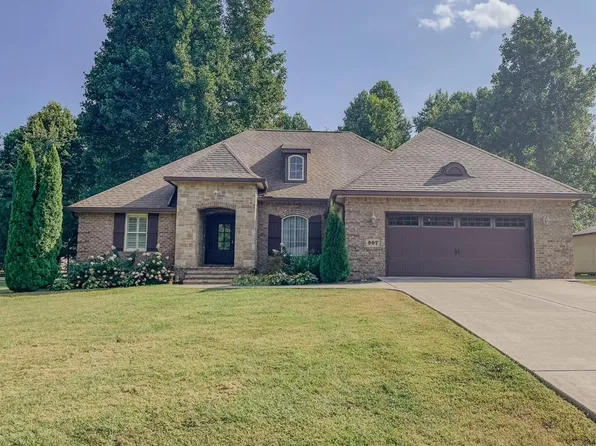 907 Curtiswood Ct, Cookeville, TN 38506