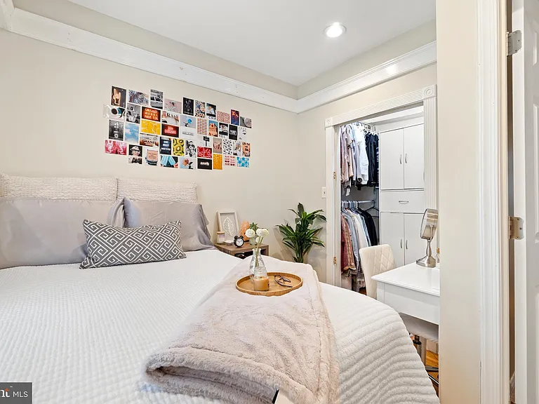1723 Seaton St NW — Photo 18