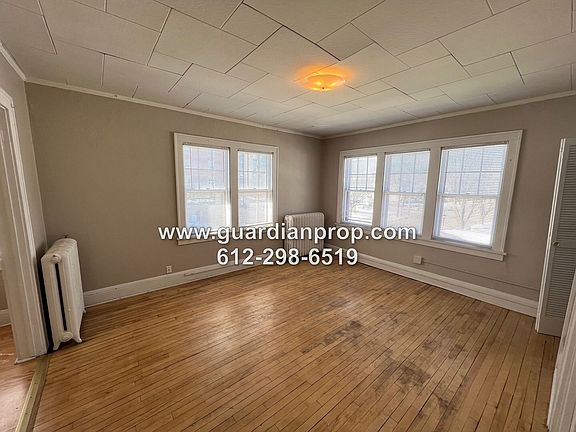 2nd image of 2057 Laurel Ave APT 11