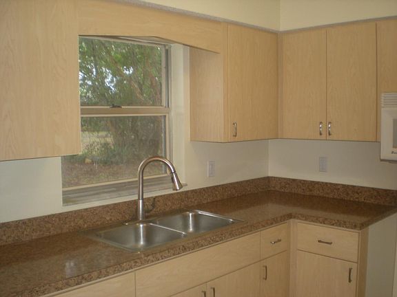 Kitchen (will have new stainless appliances)