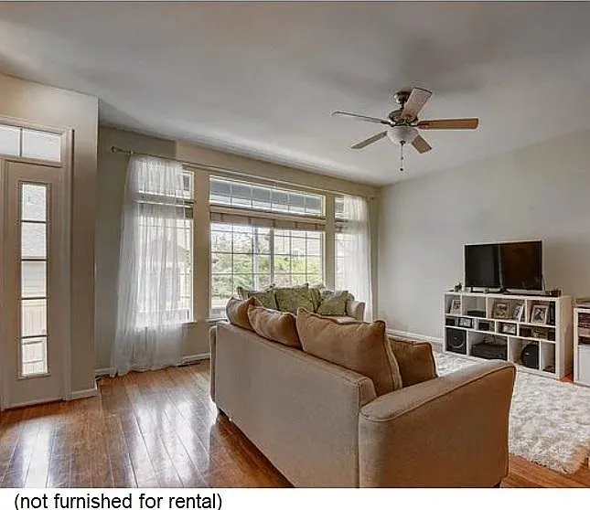 2855 Rock Creek Cir #258 — Photo 2