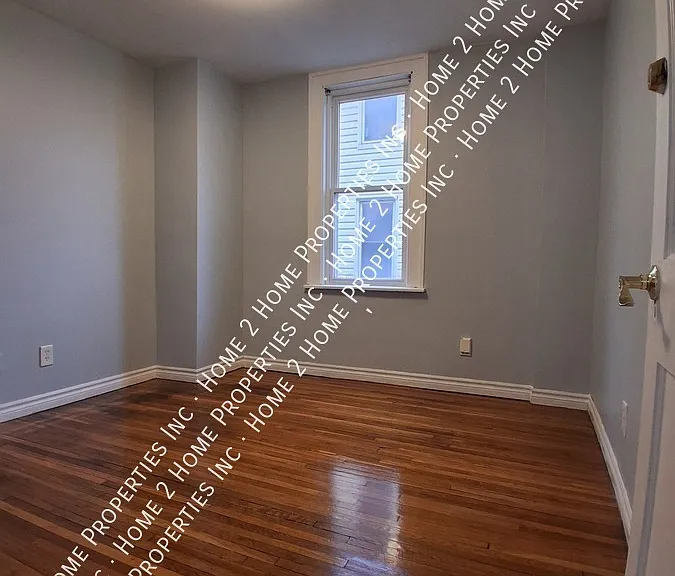 258 Detroit St — Photo 10