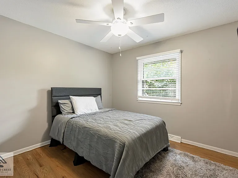 205 SW Craigmont Dr — Photo 11