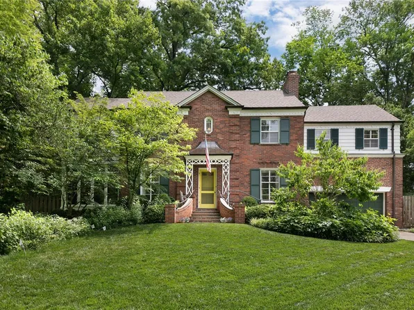14 Daniel Rd, Saint Louis, MO 63124
