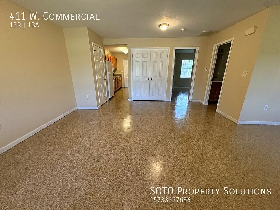 1 BD / 1 BA Pet-Friendly Apartment in Charleston, MO — Photo 4