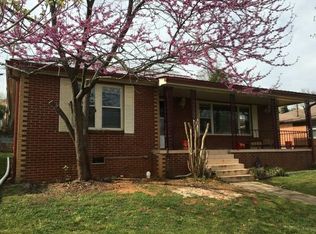 1007 W Broadway St, Lenoir City, TN 37771