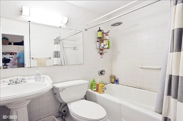 Rented by Zumper Inc | media 8