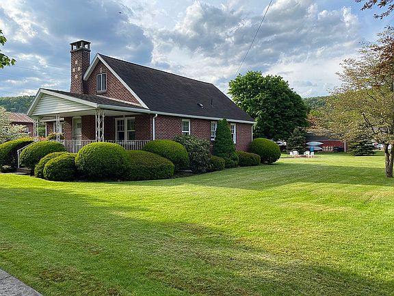 Front/Side yard