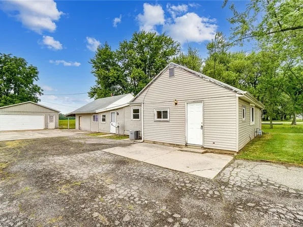 357 S Urbana St, South Vienna, OH 45369