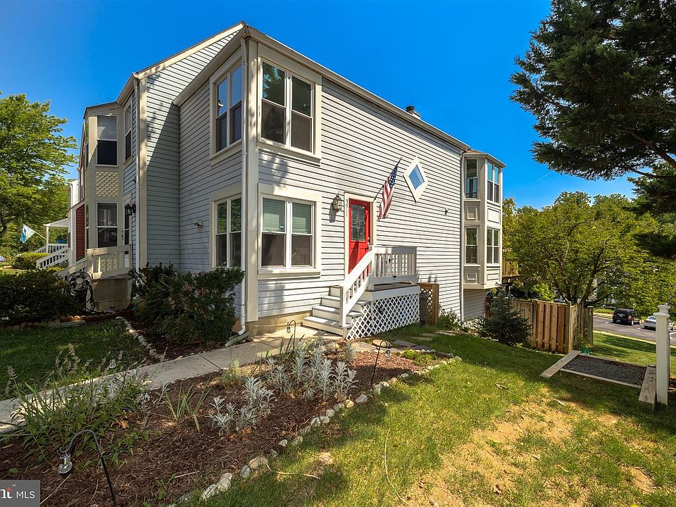 1st image of 5911 Sir Cambridge Way