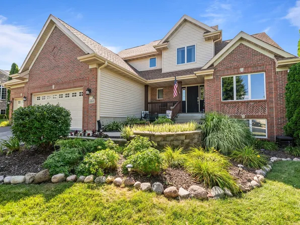 152 Century Hill Dr, Oregon, IL 61061