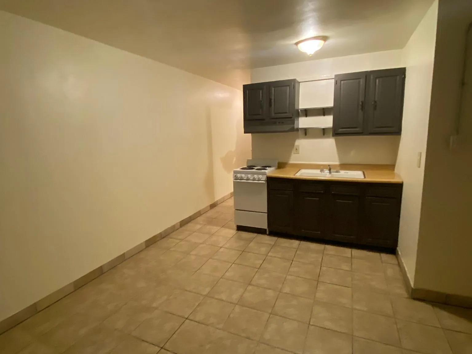 1 bed, 500 sqft, $750 — Photo 4