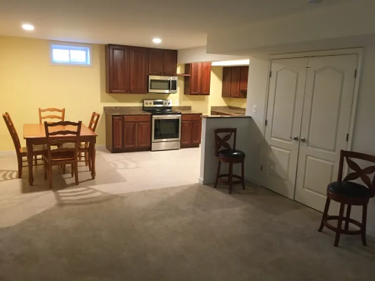 41861 Rawnsley Dr — Photo 2