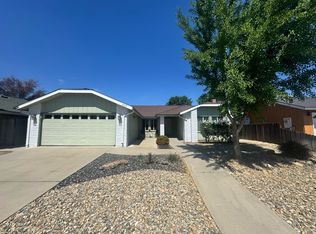 2020 E Four Creeks Avenue, Visalia, CA