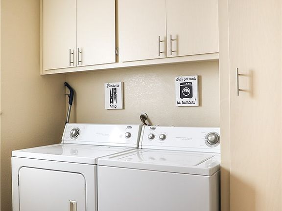 5th image of 10 Royale Ave #38C-5