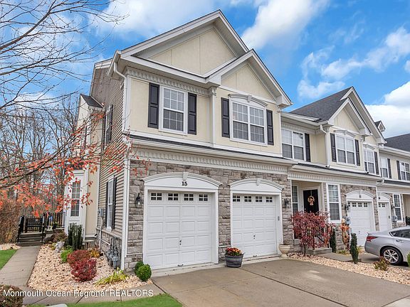 4th image of 15 Brookfield Drive