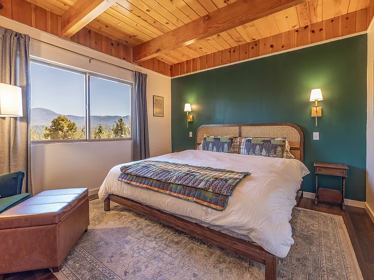 1086 Whispering Forest Dr — Photo 17