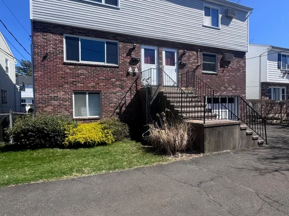 86 Harbor Dr #88, Stamford, CT 06902