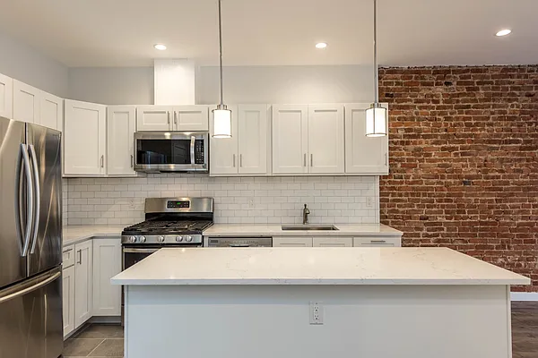 Rented by Nooklyn NYC LLC | media 4