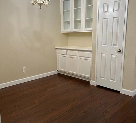 4th image of 312 E Valencia Ave #107
