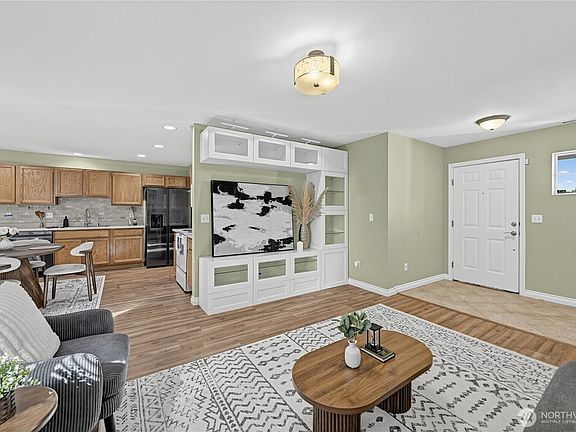 3rd image of 4401 S 333rd Street