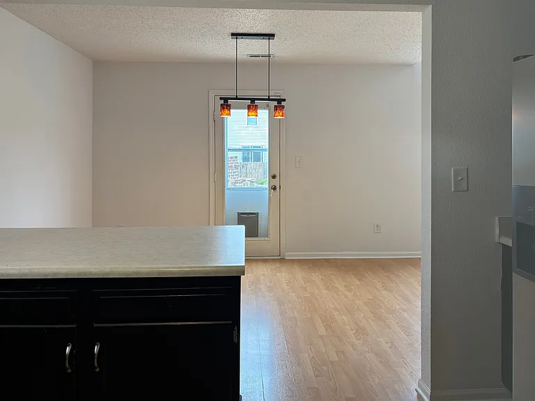 7248 Kimble Dr — Photo 21