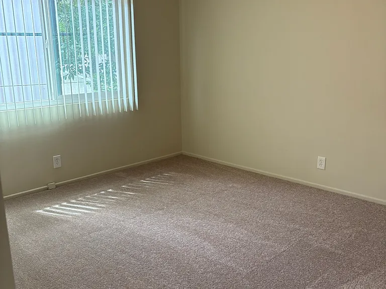 12415 Weddington St #19 — Photo 8