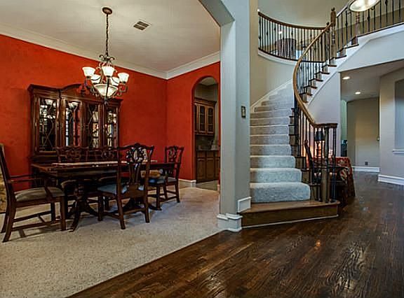 3rd image of 309 Earlston Ct