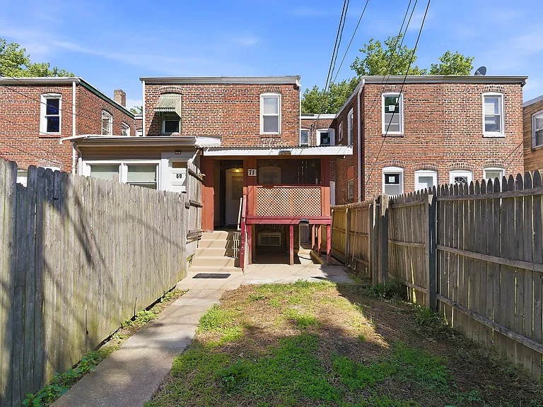 71 Amboy Ave — Photo 13
