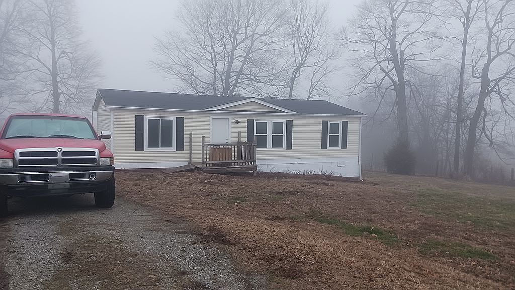 8460 Bloomfield Rd, Bloomfield, KY 40008 Zillow