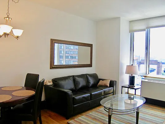 Rented by Nest Seekers International | media 28