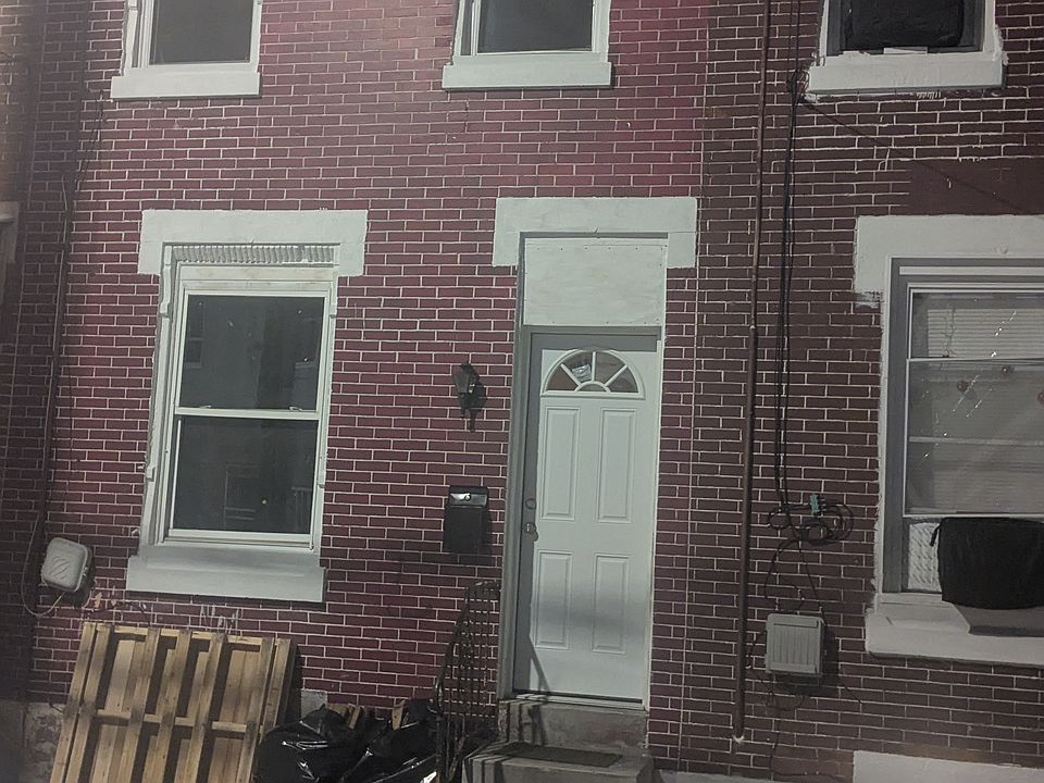 2nd image of 732 W Tioga St