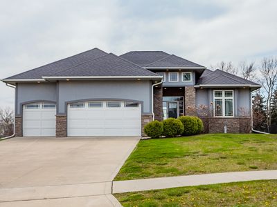 15602 Wilden Dr, Urbandale, IA, 50323