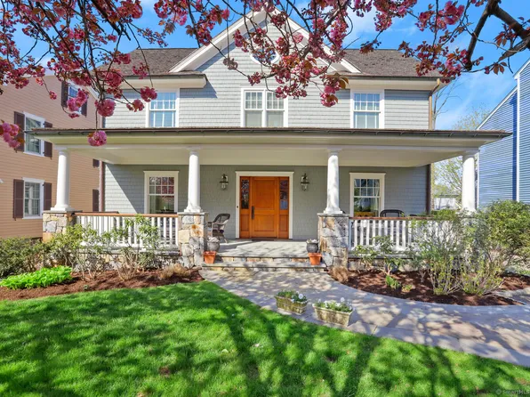 29 Highview Ave, Old Greenwich, CT 06870