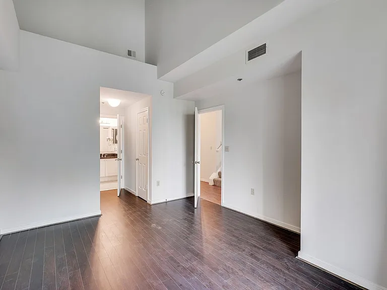 1645 International Dr #411 — Photo 20