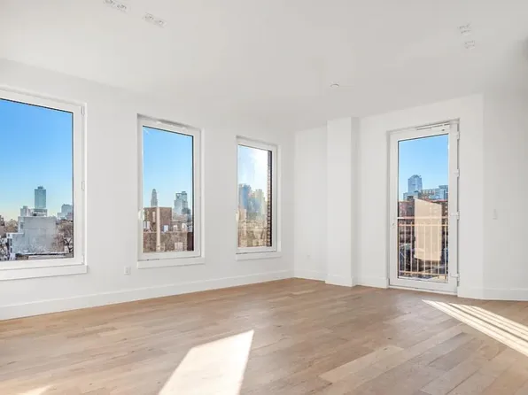 58 Vanderbilt Avenue image 1 of 13