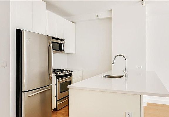 4th image of 189 Schermerhorn St APT 7C