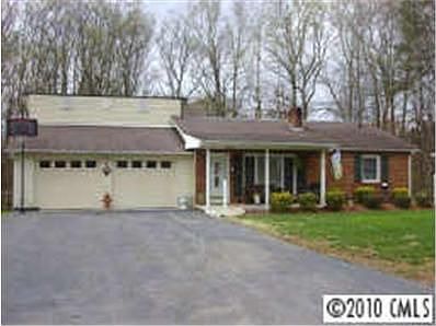 1st image of 602 Belle Meade Ave