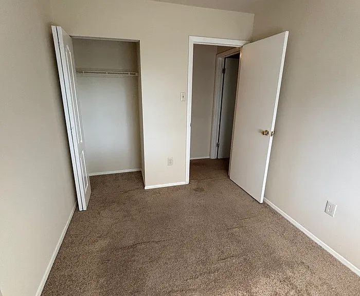 6499 Woodgreen Cir — Photo 8