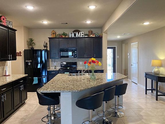 5th image of 3006 McDonough Way