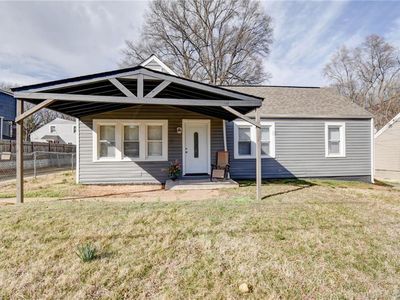 2375 E Sprague St, Winston Salem, NC, 27107