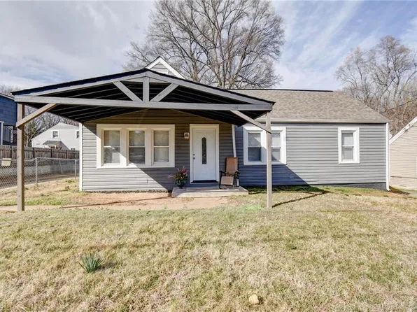 2375 E Sprague St, Winston Salem, NC 27107