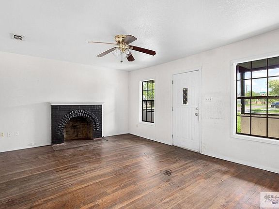 3rd image of 602 E Filmore Ave