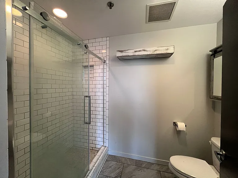 600 Monroe Ave NW #206 — Photo 21