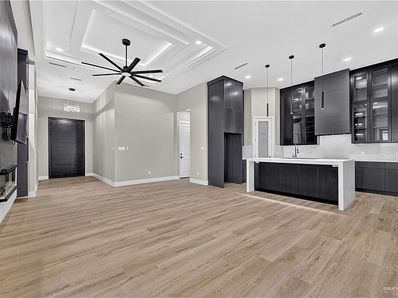 4th image of 5901 Rayo Del Sol St