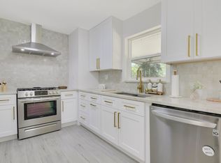 396 Lighthouse Dr, Palm Beach Gardens, FL 33410