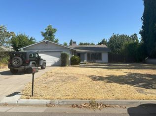 5847 E El Monte Way, Fresno, CA 93727