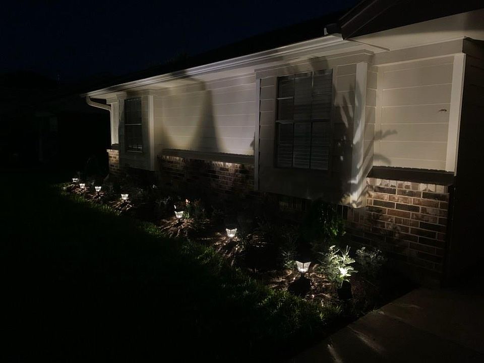 1st image of 4410 A Bar Dr