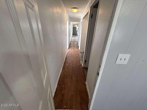 4th image of 348 MEANDER Drive