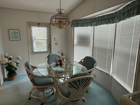 2nd image of 638 Skylark Dr #218